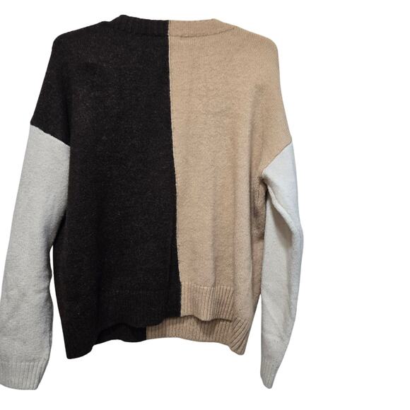 Lush Colorblock V-Neck Knit Sweater Neutral Size M - Picture 2 of 9